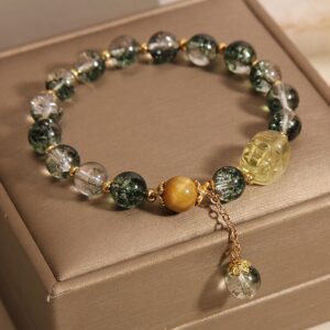 Pi Xiu New Chinese Style, National Trend Retro Light Luxury Niche Design, Premium Exquisite Small Elegant Versatile Fashion Personality Daily Wear Sweet Love Accessory Good Luck Green Phantom Bracelet for Women.